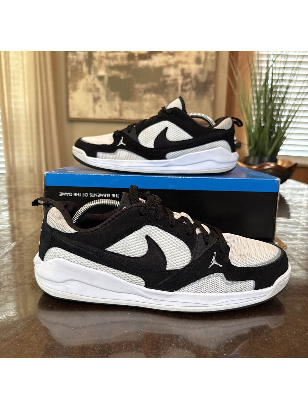 Nike Jordan CMFT Era White Black Panda HJ6777-001 Men's Size 10.5